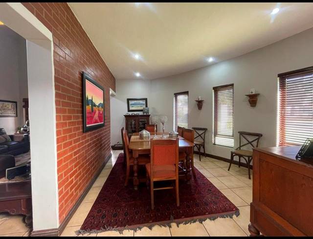 3 BEDROOM PROPERTY TO RENT IN MIDSTREAM ESTATE